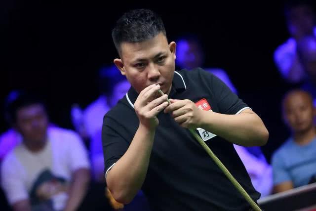 她甚至在赛 她甚至在赛